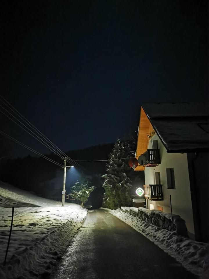 Penzion Zazrifka Zázrivá Dış mekan fotoğraf